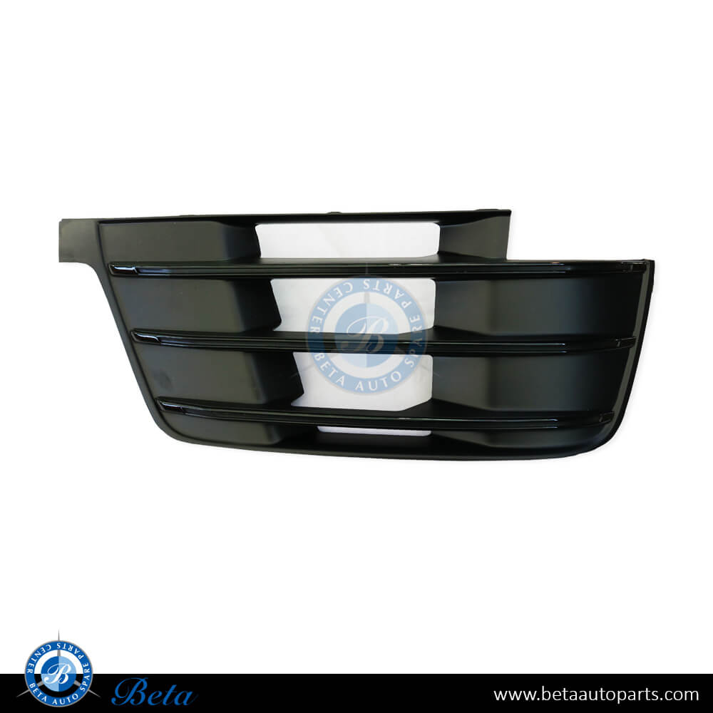 Right Side Fog Lamp Cover without ACC Hole for Audi Q7 S-LINE 2016-2019 models, Part Number 4M0807682D / 4M0807682F