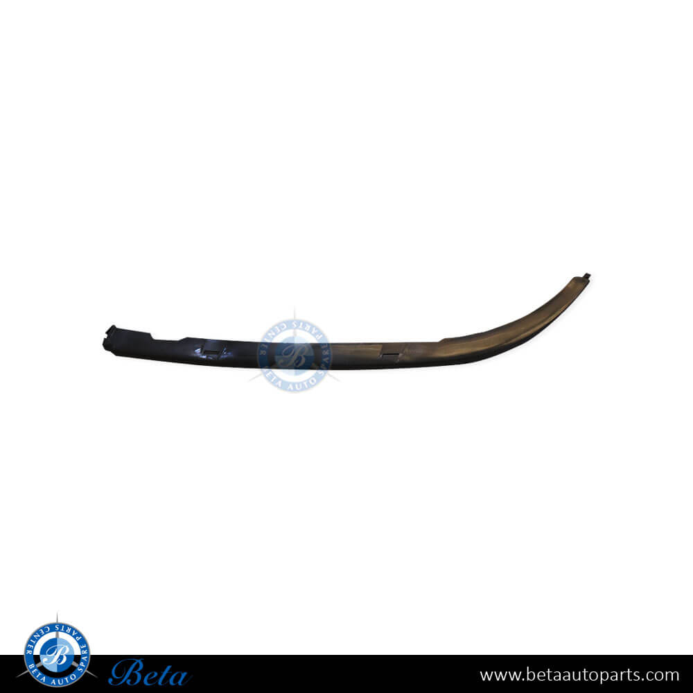 Right Side Headlamp Moulding for BMW 5 Series E39 1996-2002 models, Part Number 51138168810