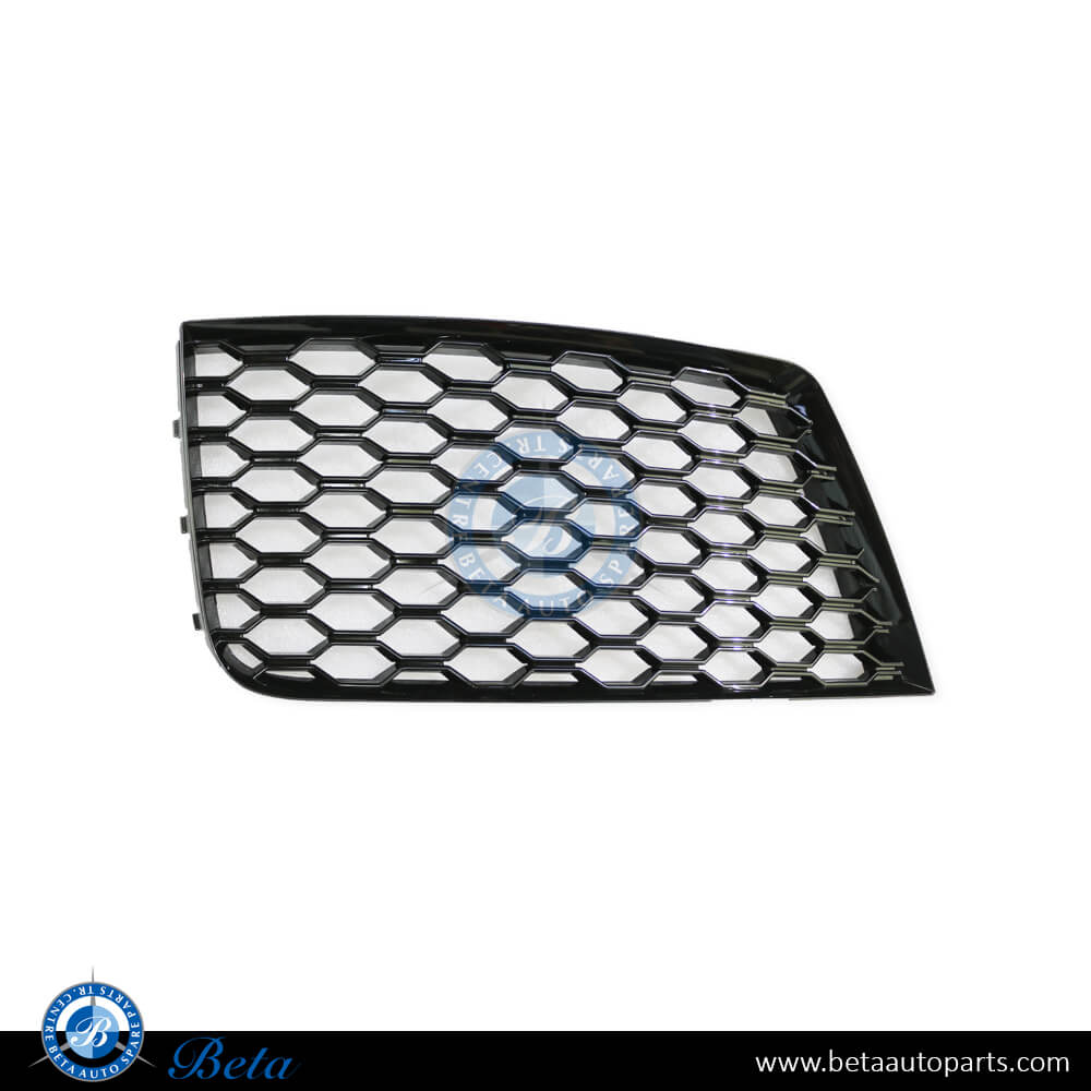 Right Side Fog Lamp Cover RS3 - Black for Audi A3 2017-2019 models, Part Number 8V4807682BT94