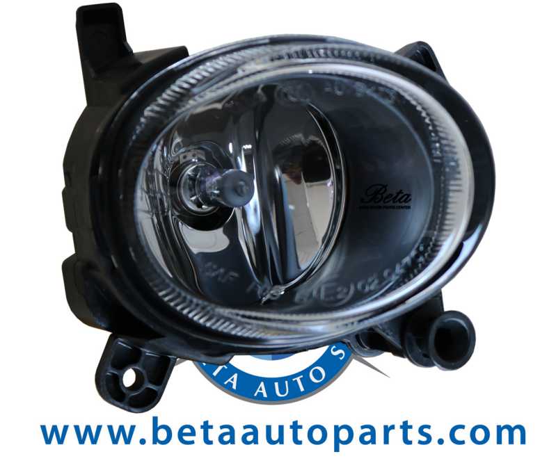 Right Side Fog Lamp for Audi / Volkswagen A4/A5 , Part Number 8T0941700A